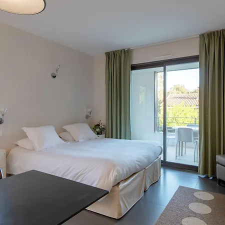 Hoteliere Alcyon Hotel apartamentowy
