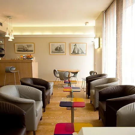 Hoteliere Alcyon 4*