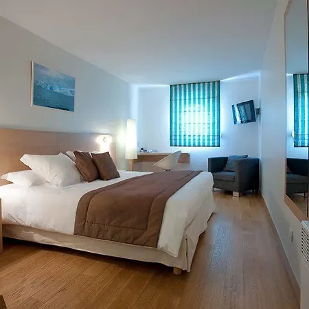 Hoteliere Alcyon Hotel apartamentowy Porto-Vecchio (Corsica)