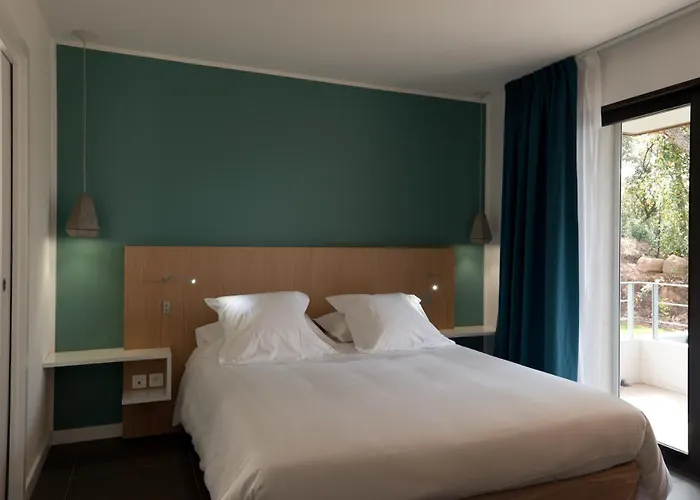 Hoteliere Alcyon Lägenhetshotell 4*