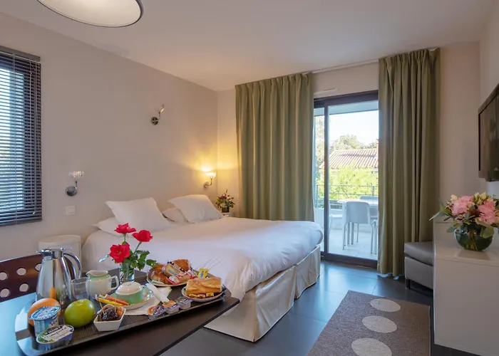 Hoteliere Alcyon Lägenhetshotell