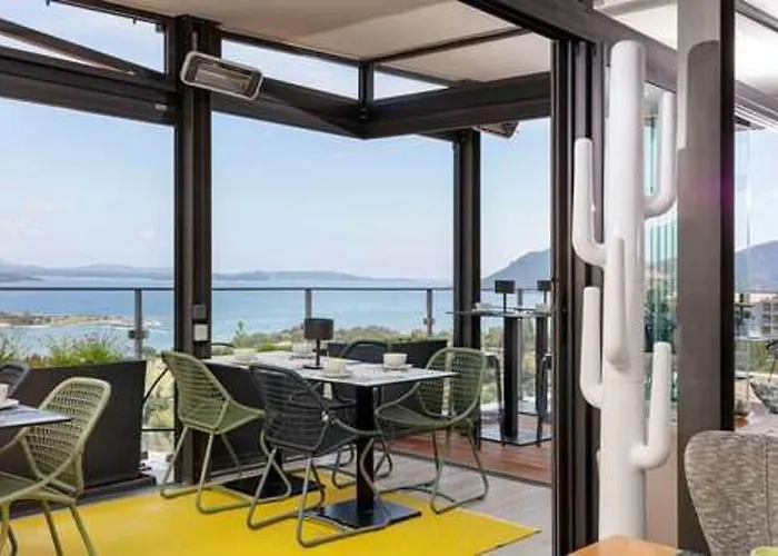 Hoteliere Alcyon 4*