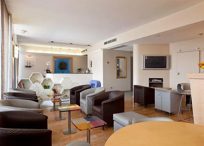 Hoteliere Alcyon شقة فندقية